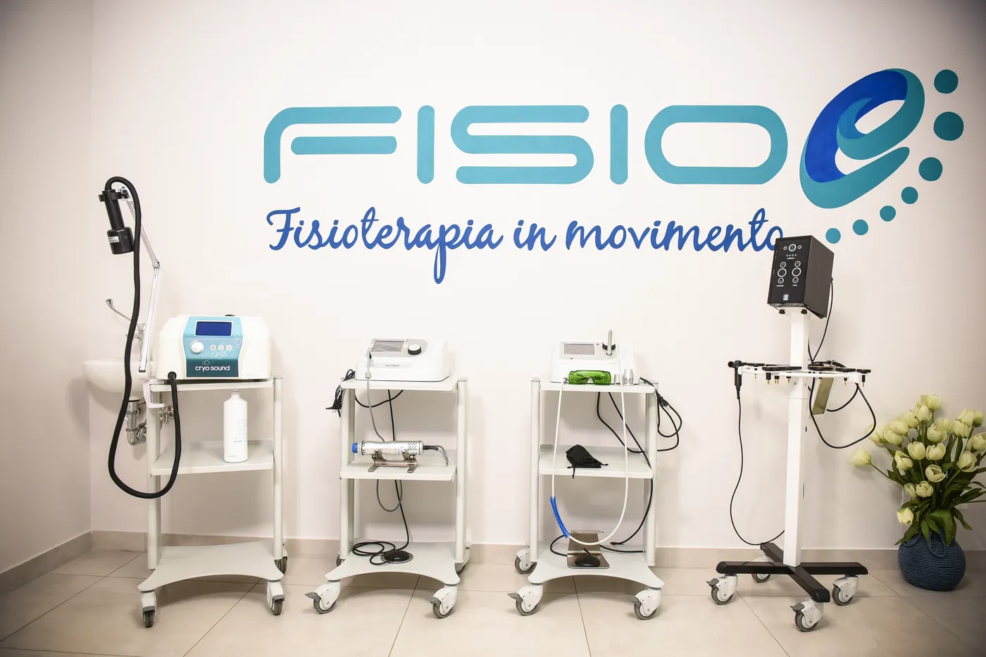 I macchinari per la terapia strumentale dello studio Fisioe